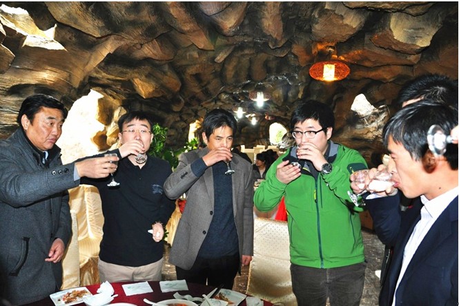 1690801219894611.jpg 4.jpg