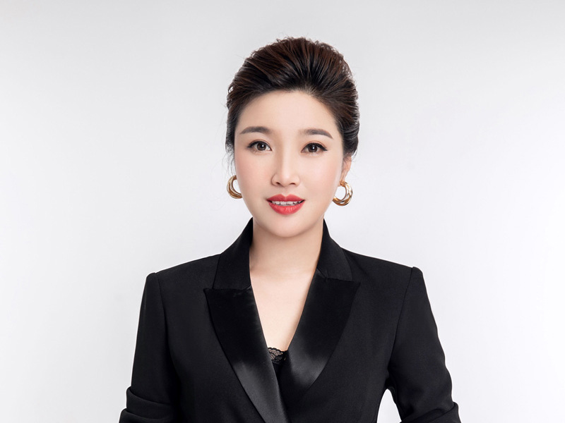 鹽商人物第23期丨專(zhuān)訪(fǎng)鹽城東方色蘊(yùn)負(fù)責(zé)人施志杰：學(xué)以致用，專(zhuān)注于培養(yǎng)美業(yè)精英